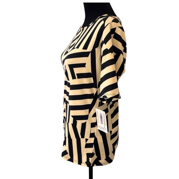 New LULAROE Beige/Black Gigi Geometric Short Sleeve Scoop Neck Top Size M - Picture 2 of 6
